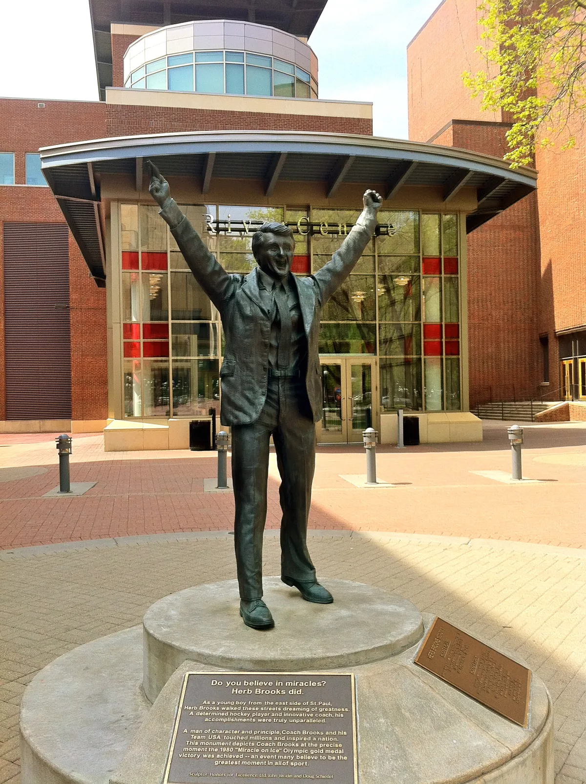 Herb Brooks statue